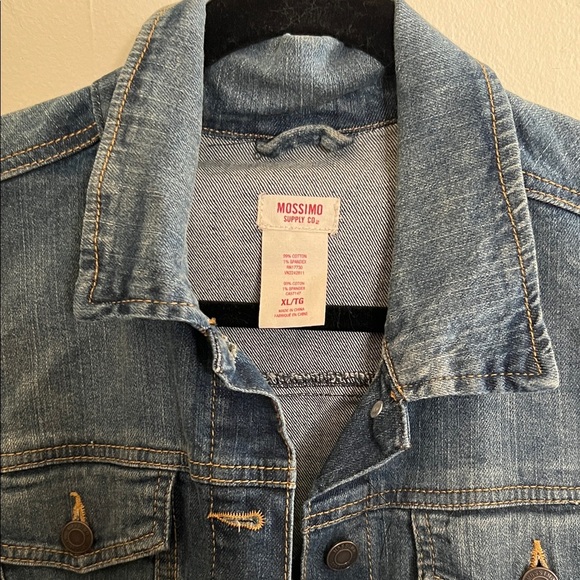 Mossimo Classic Blue Jean Jacket - Picture 2 of 5